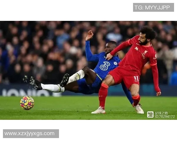 李伟的足球之路：从青涩少年到职业球员的心路历程